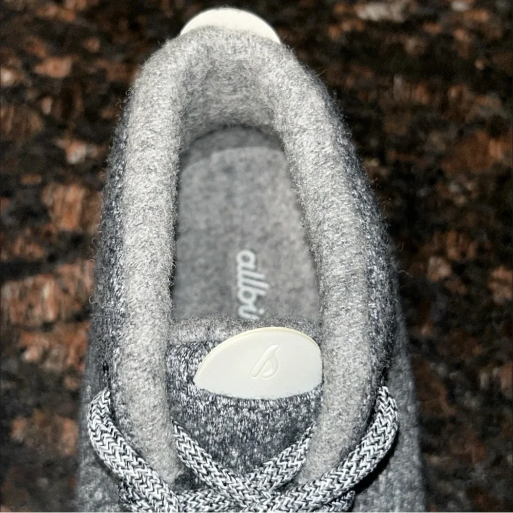Allbirds Wool Runner High Top Sneakers Women’s Size 10 Gray Store Model